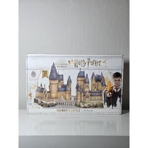 4D Cityscape Harry Potter: Hogwarts Castle 3D Puzzle - 428 Pieces. New